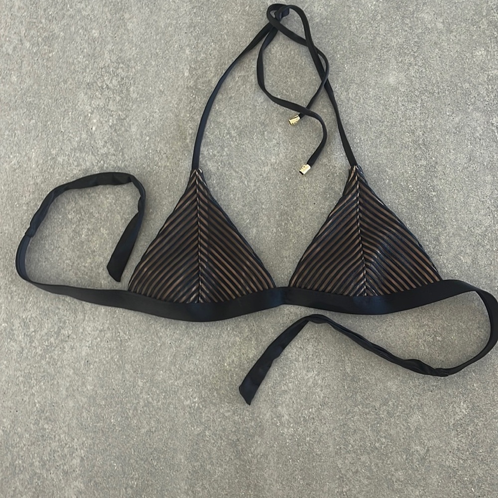 Beach bunny bikini top